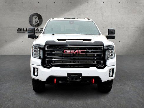 Used 2021 GMC Sierra 2500 AT4 w/ AT4 Premium Plus Package image 2