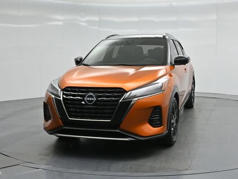 Used 2023 Nissan Kicks SR FWD image 54