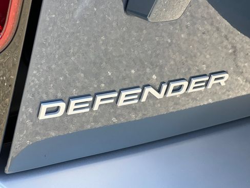 Used 2024 Land Rover Defender 110 S AWD/4WD image 12