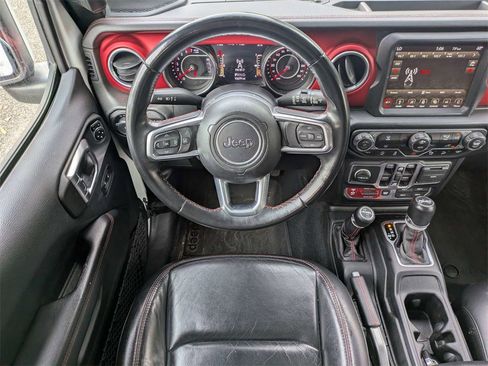 Used 2018 Jeep Wrangler Unlimited Rubicon image 30