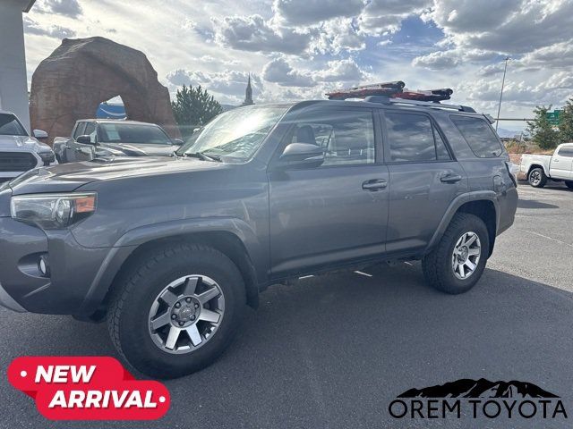 Used 2015 Toyota 4Runner Trail Premium AWD/4WD image 2