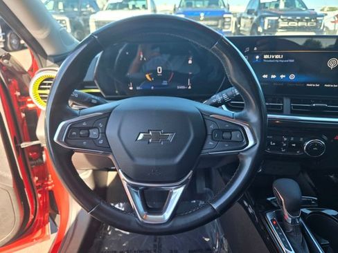 Used 2024 Chevrolet Trax ACTIV w/ Driver Confidence Package FWD image 20