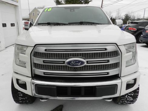 Used 2016 Ford F150 Platinum w/ Equipment Group 701A Luxury image 4