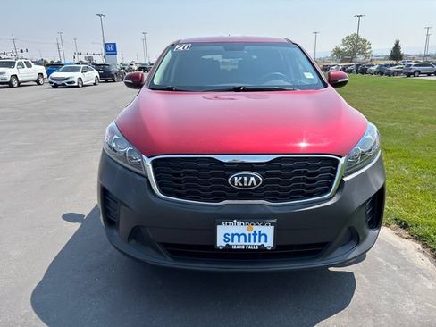 Used 2020 Kia Sorento LX AWD/4WD image 9