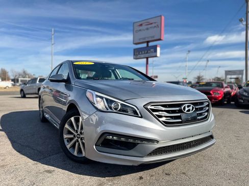 Used 2017 Hyundai Sonata Limited w/ Ultimate Package 04 image 2