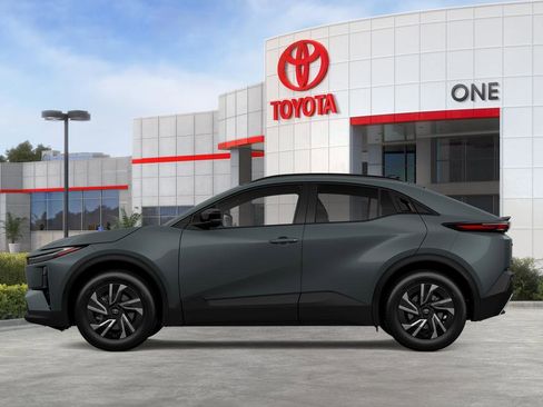 New 2026 Toyota C-HR AWD/4WD image 42