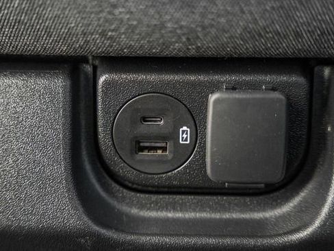 Used 2022 Ford F150 XLT image 34