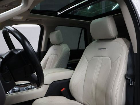Used 2018 Ford Expedition Platinum AWD/4WD image 12