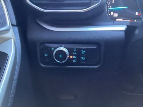 Used 2020 Ford Explorer XLT w/ Equipment Group 202A image 28