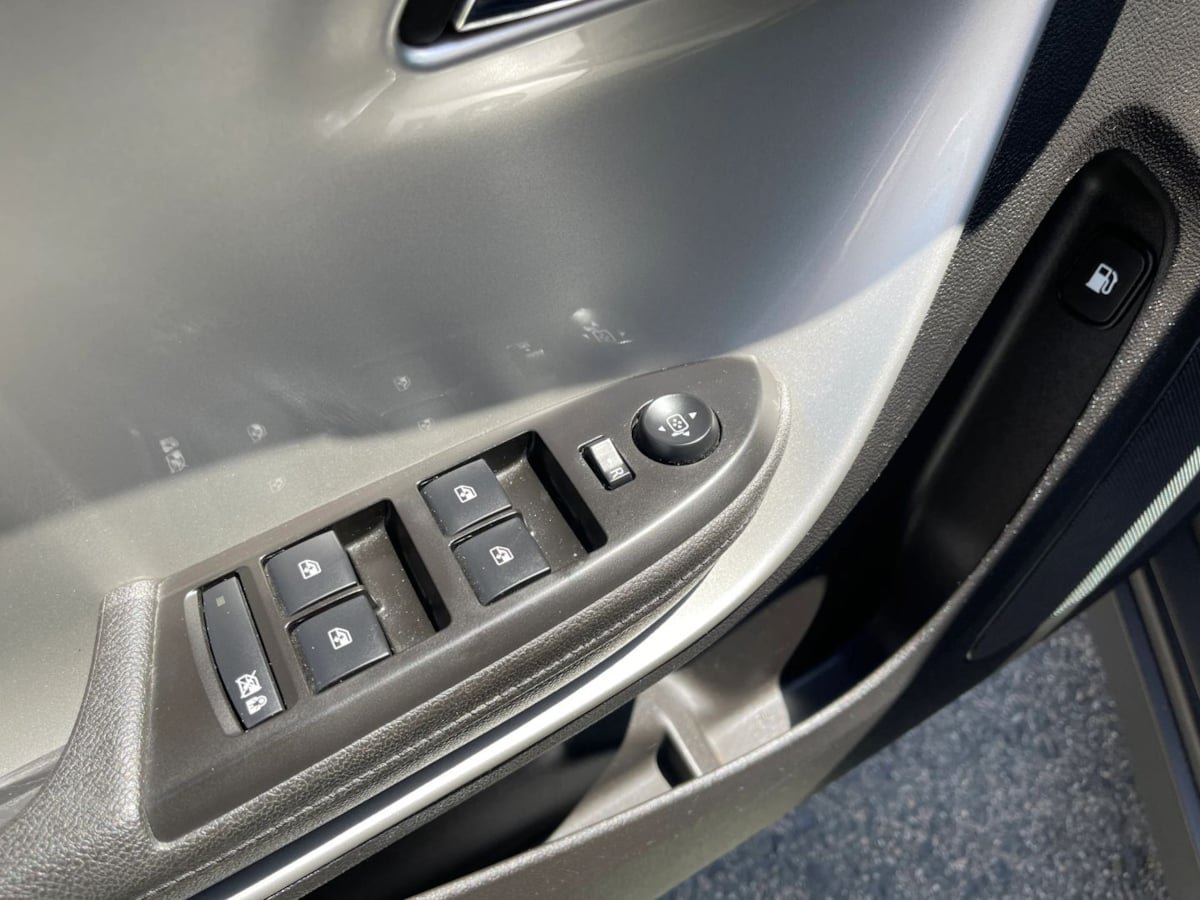 Used 2014 Chevrolet Volt w/ Enhanced Safety Package 1 FWD image 14