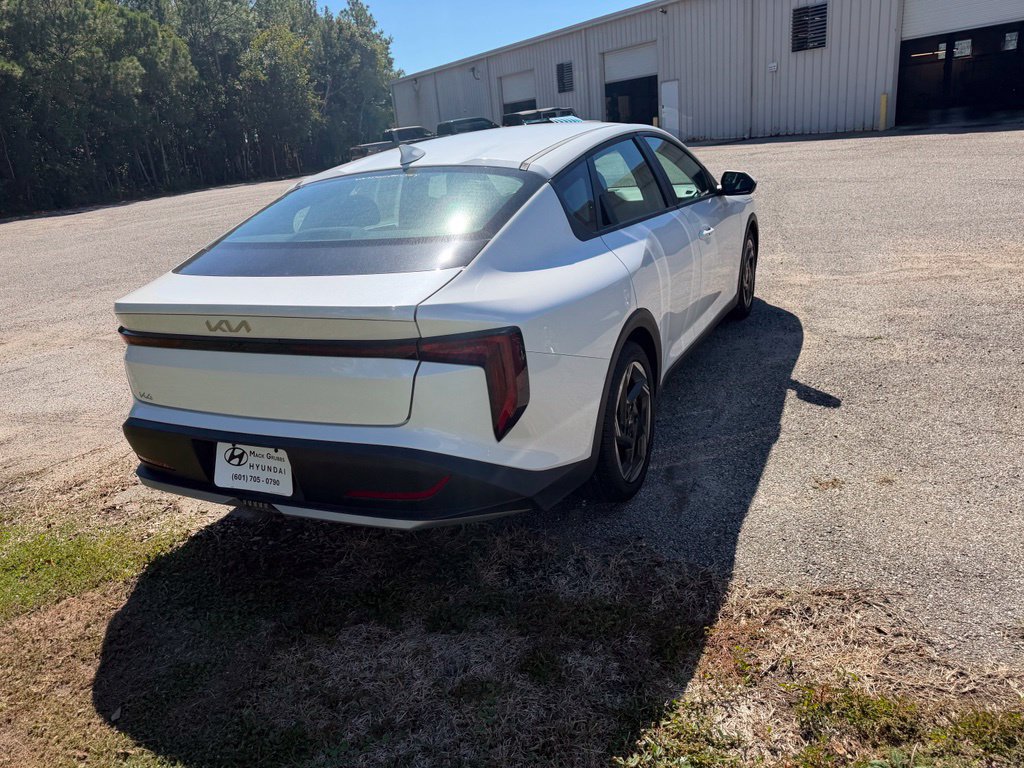 Used 2025 Kia K4 EX FWD image 7