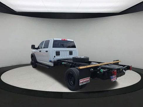 New 2026 RAM 5500 Tradesman AWD/4WD image 4