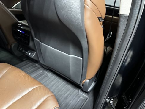 Certified 2024 Acura MDX SH-AWD w/ Advance Package image 38