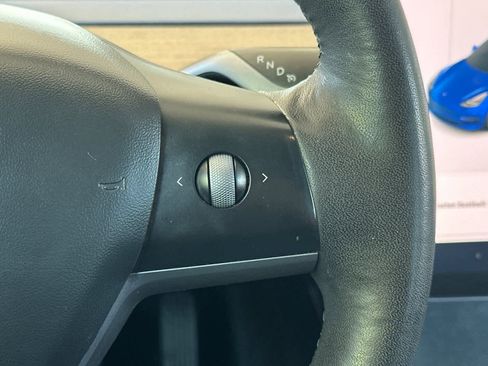 Used 2021 Tesla Model 3 Standard Range Plus image 26