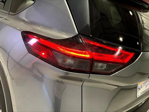 Used 2023 Nissan Rogue SV image 23