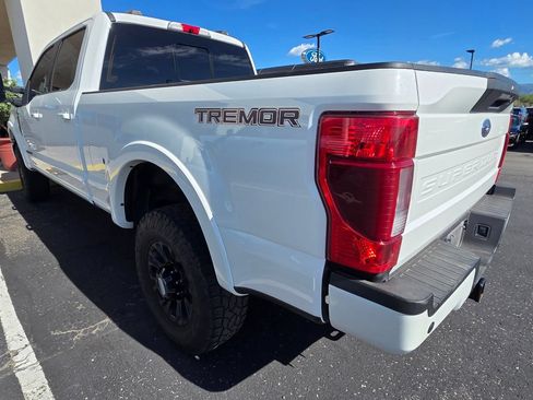 Used 2022 Ford F250 Lariat w/ Tremor Off-Road Package AWD/4WD image 4