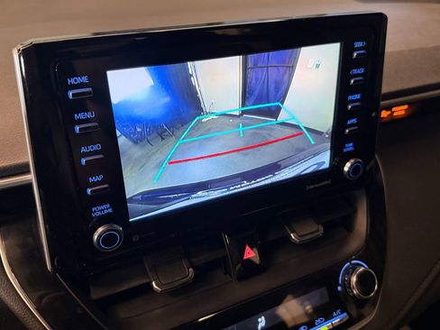Used 2021 Toyota Corolla SE w/ Carpet Mat Package (TMS) FWD image 14