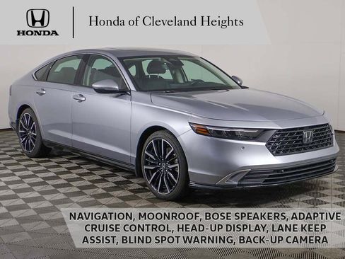 Used 2023 Honda Accord Touring image 1