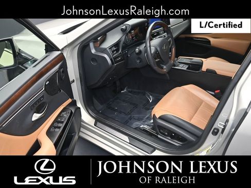 Certified 2022 Lexus ES 350 Ultra Luxury image 11