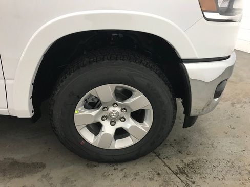 New 2026 RAM 1500 4x4 Crew Cab image 51