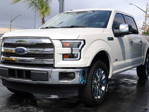 Used 2017 Ford F150 Lariat image 2