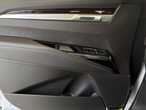 New 2026 Cadillac Escalade 4WD image 21