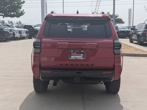 Used 2025 Toyota 4Runner TRD Sport AWD/4WD image 7