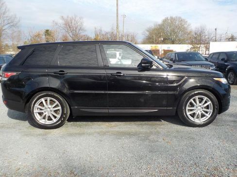 Used 2016 Land Rover Range Rover Sport SE image 6