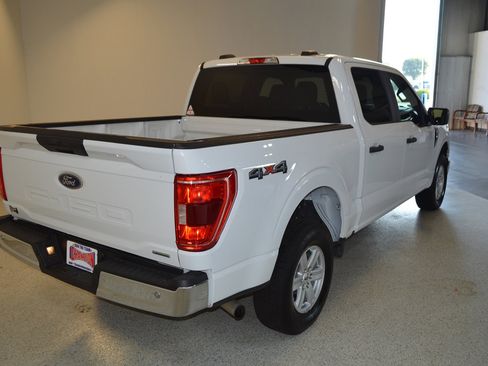 Used 2023 Ford F150 XLT image 3