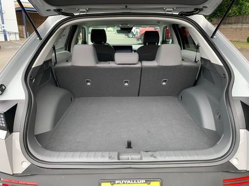 New 2025 Hyundai Ioniq 5 SE image 5