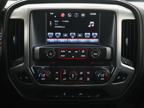 Used 2016 GMC Sierra 1500 SLE w/ SLE Value Package AWD/4WD image 18