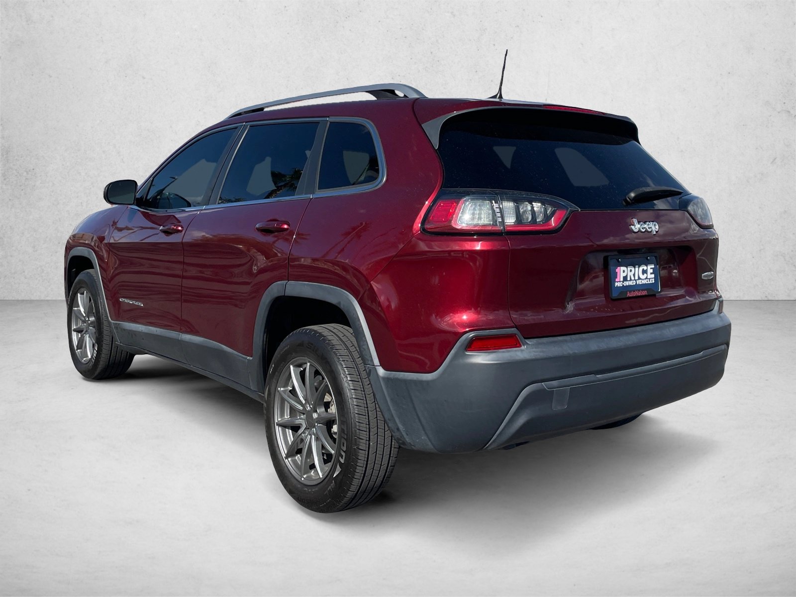 Used 2019 Jeep Cherokee Latitude w/ Popular Appearance Group FWD image 7