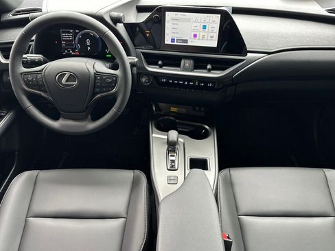 New 2026 Lexus UX 300h FWD image 25