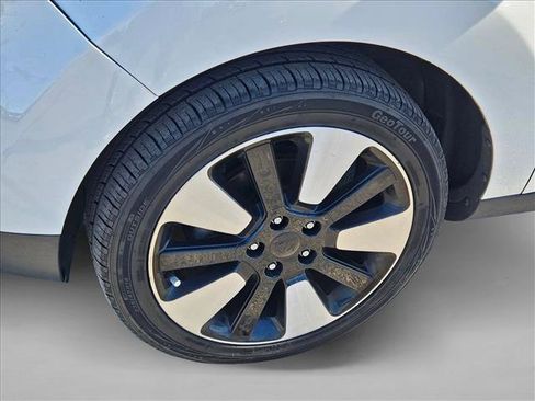 Used 2018 Kia Soul + FWD image 21