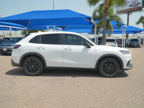 Used 2024 Honda HR-V Sport image 4