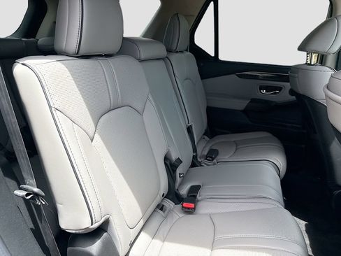 Used 2024 Honda Pilot Elite image 30
