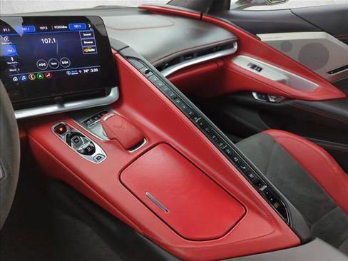 Used 2023 Chevrolet Corvette 3LT image 17