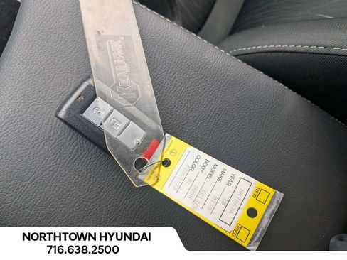 Used 2018 Mitsubishi Eclipse Cross SE image 21