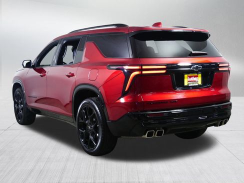 Used 2024 Chevrolet Traverse RS w/ LPO, Floor Liner Package AWD/4WD image 5