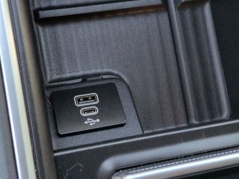 Used 2025 Ford Expedition Active RWD image 20