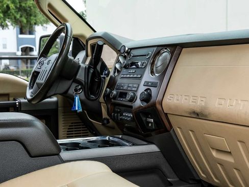 Used 2012 Ford F250 Lariat w/ FX4 Off Road Pkg AWD/4WD image 22