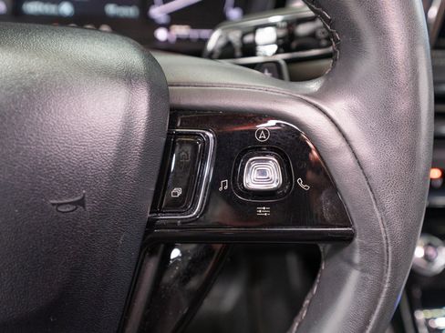 Used 2021 Lincoln Corsair AWD w/ Premium Package image 28