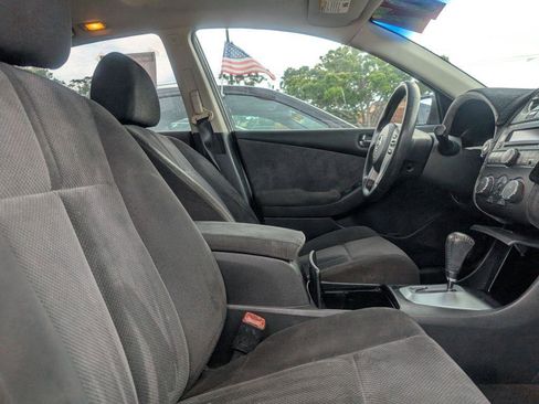 Used 2007 Nissan Altima 2.5 S w/ Convenience Plus Pkg image 14