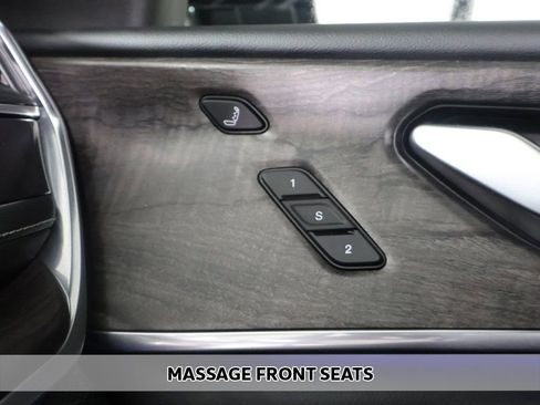 Used 2023 Jeep Grand Cherokee Overland w/ Advanced Protech Group III image 9