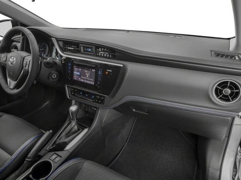 Used 2018 Toyota Corolla SE w/ Protection Package FWD image 17