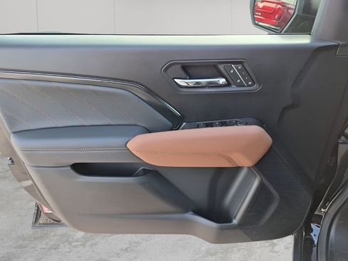 New 2026 GMC Canyon AT4 w/ AT4 Premium Package image 26