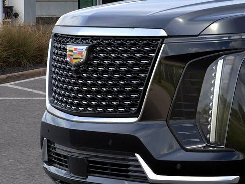 New 2026 Cadillac Escalade ESV 2WD w/ LPO, Floor Liner Package image 13