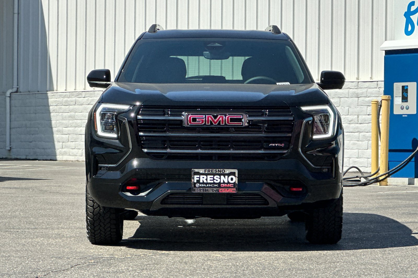 New 2026 GMC Terrain AT4 w/ Technology Package II AWD/4WD image 7