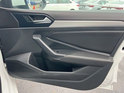 Used 2024 Volkswagen Jetta S image 29