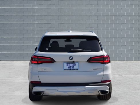 Certified 2023 BMW X5 xDrive45e w/ Parking Assistance Package image 3
